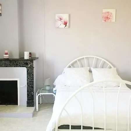 LOCATIONS RIVES DE SEUGNE - De Gaulle Appartement Jonzac Kamer foto