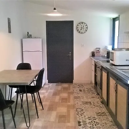 LOCATIONS RIVES DE SEUGNE - De Gaulle Appartement Jonzac Buitenkant foto